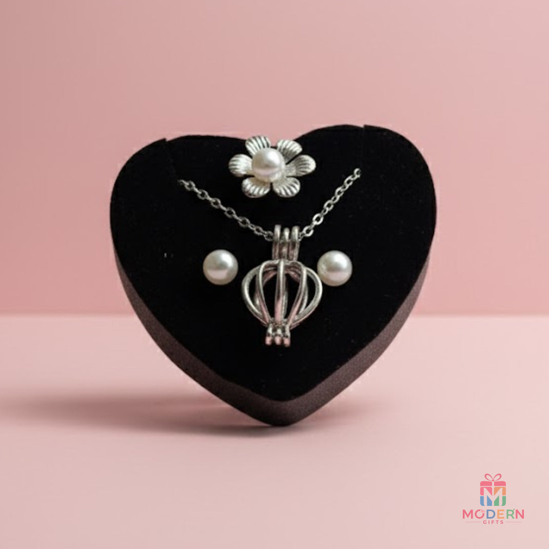Pearl Pendant Necklace