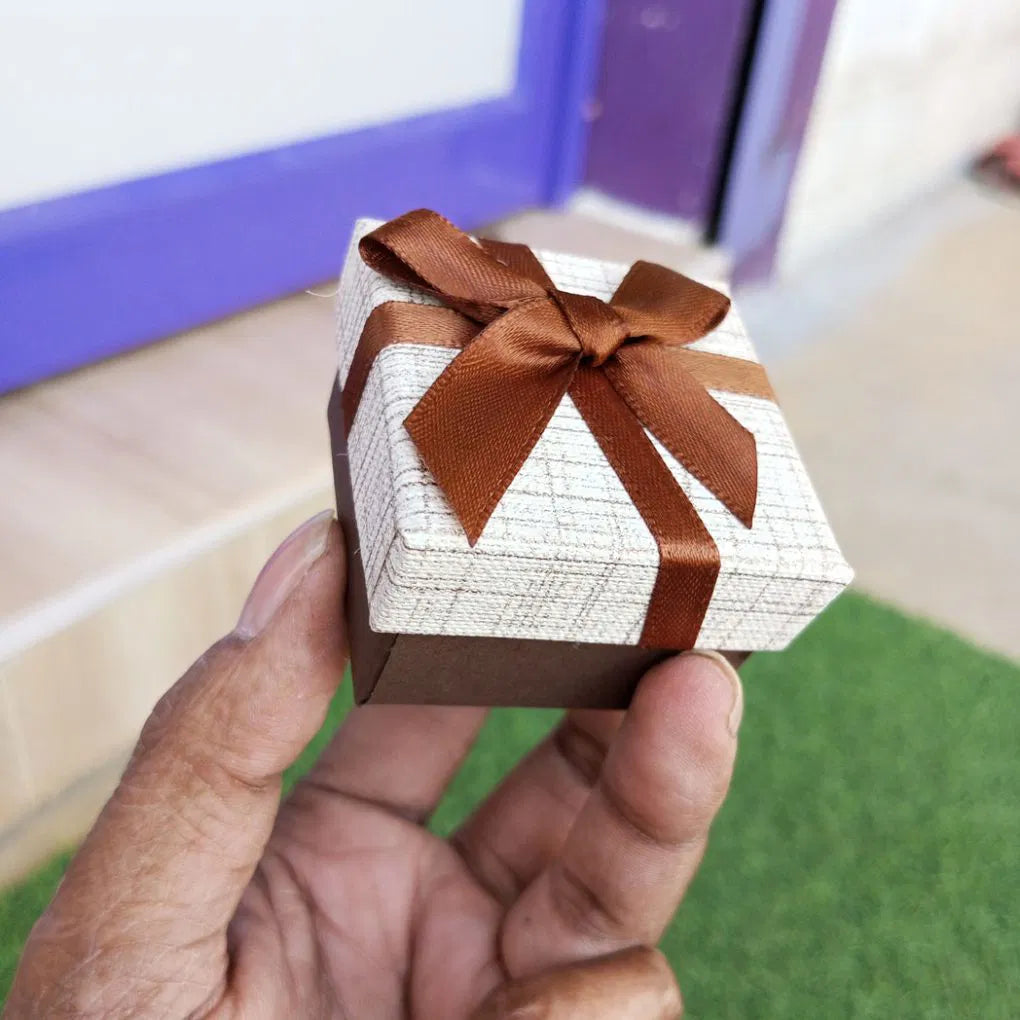 Micro Surprise Box (20 photos)