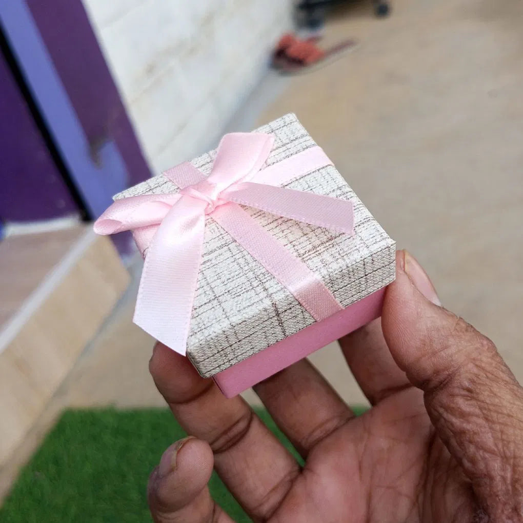 Micro Surprise Box (30 photos)