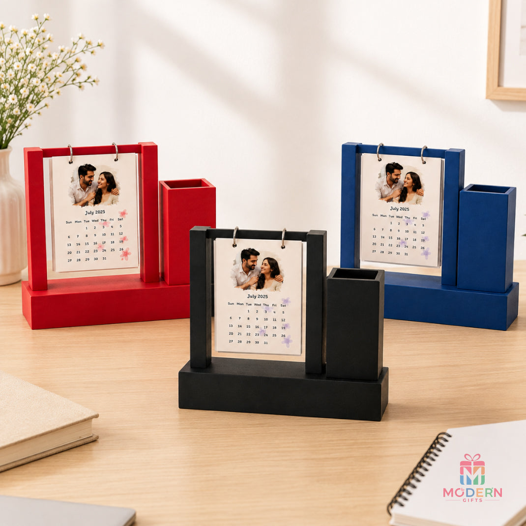 Calendar Pen Stand