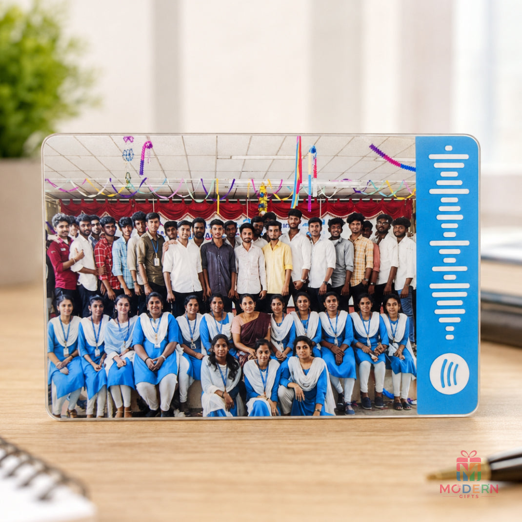 Personalized farewell card with group photo, department name and batch years