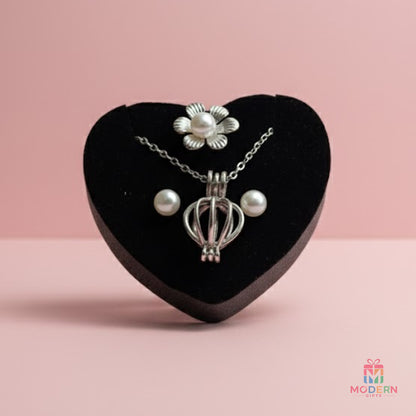Pearl Pendant Necklace