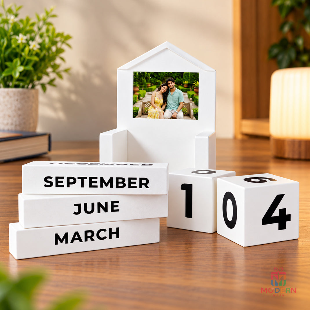 Home Cube Calendar Stand