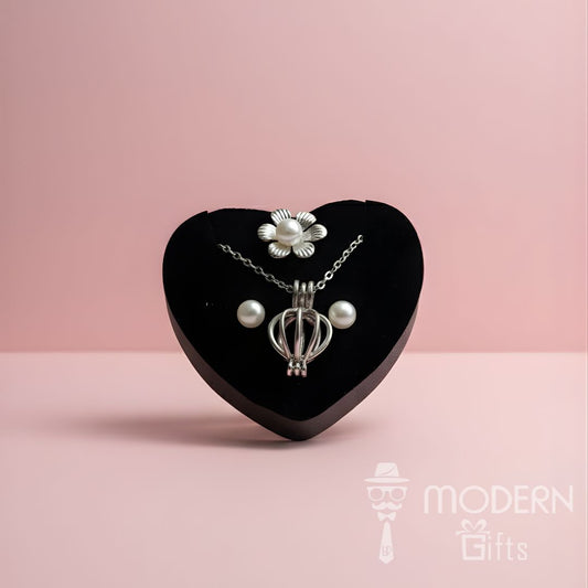 Pearl Pendant Necklace