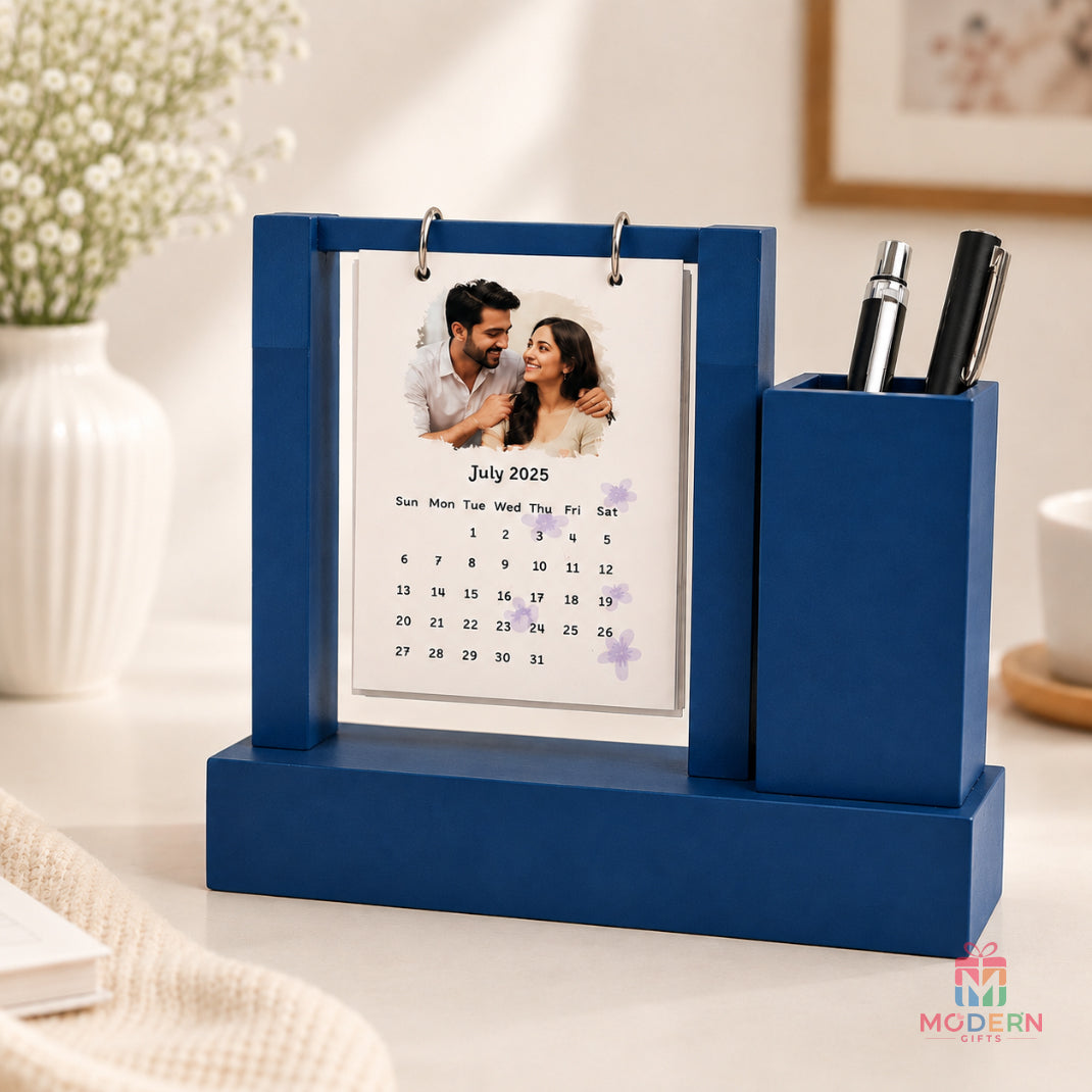 Calendar Pen Stand